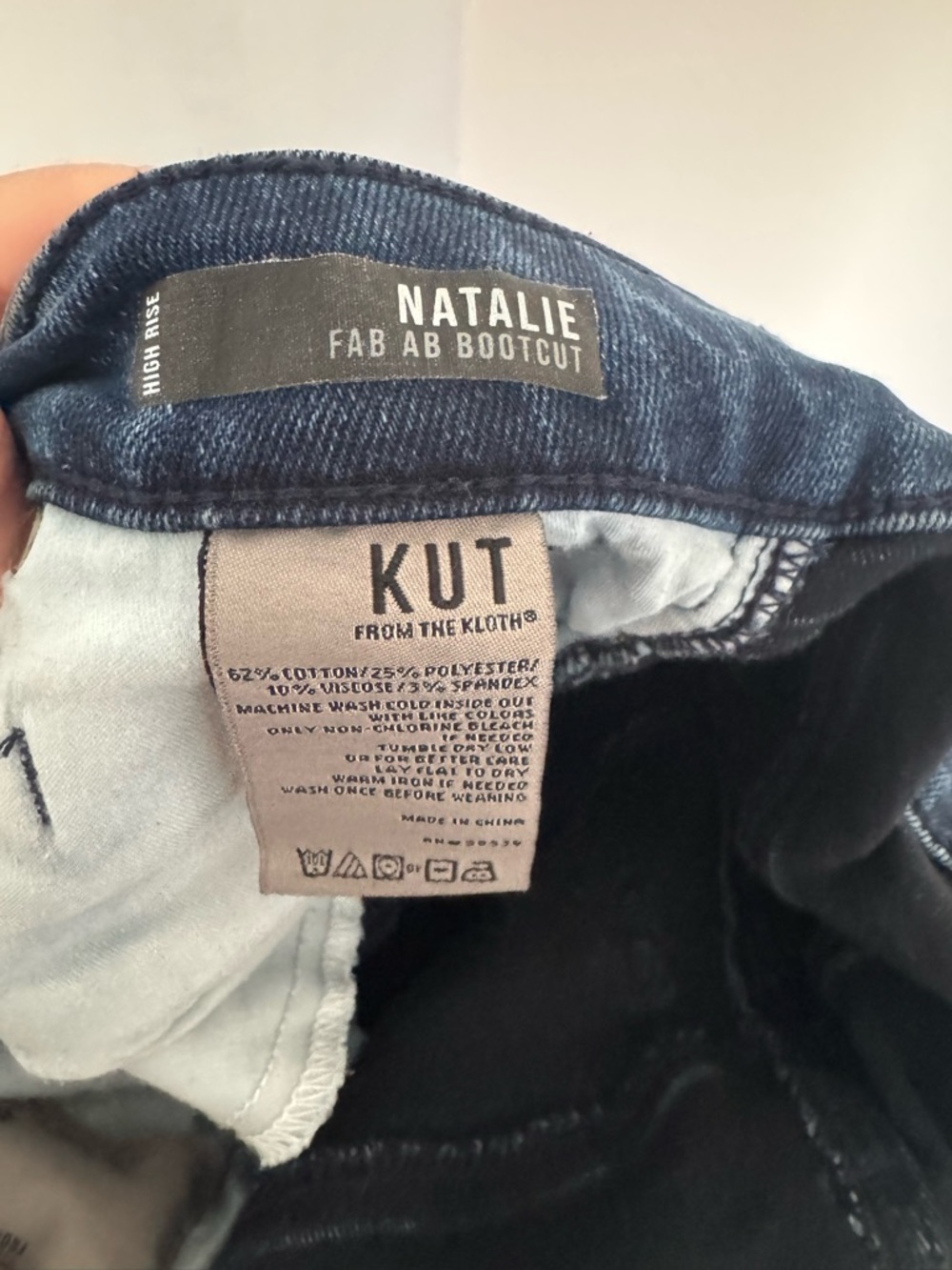 Kut from the Kloth Natalie Bootcut High Rise - Picture 5 of 7